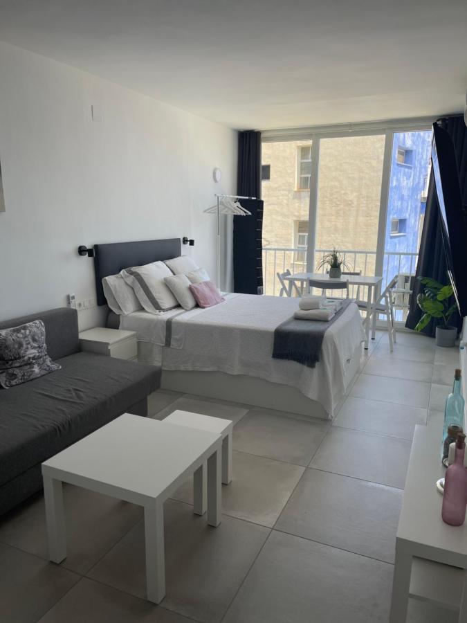 Apartamento Con Vistas Al Mar A Metros De La Playa Carihuela Soleil Apartman Torremolinos Kültér fotó