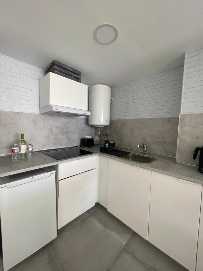 Apartamento Con Vistas Al Mar A Metros De La Playa Carihuela Soleil Apartman Torremolinos Kültér fotó